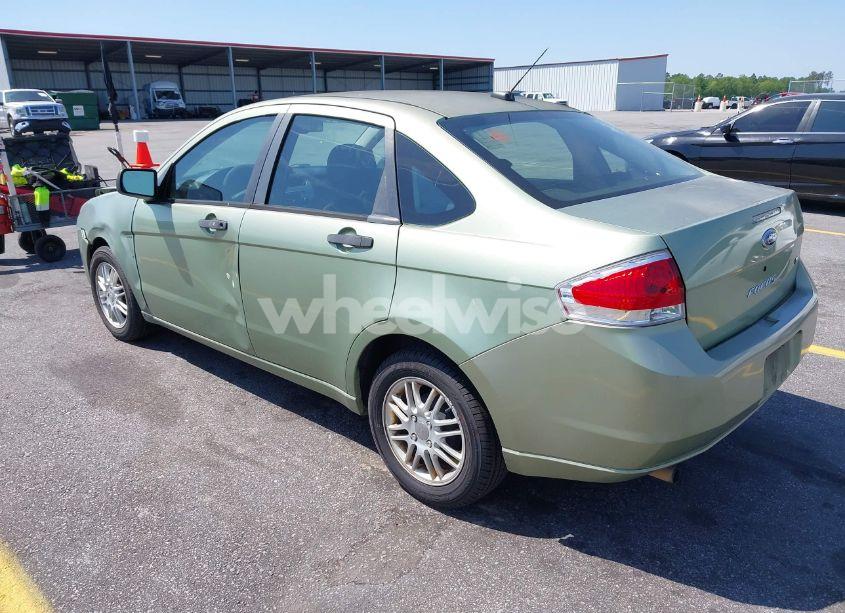 Photo 3 of 2008 Ford Focus SE/SES (VIN 1FAHP35N98W252459)