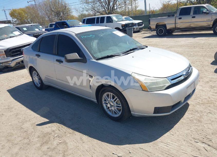 2008 Ford Focus SE/SES (VIN 1FAHP35N98W266720) main photo