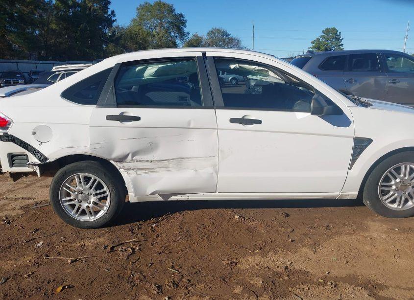 Photo 17 of 2008 Ford Focus SE/SES (VIN 1FAHP35N98W272386)