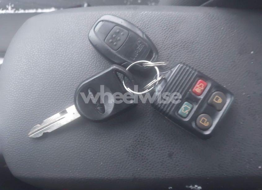 Photo 11 of 2008 Ford Focus SE/SES (VIN 1FAHP35N98W282884)