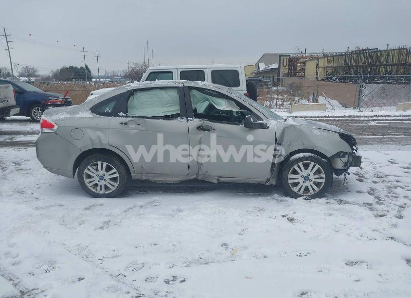 Photo 13 of 2008 Ford Focus SE/SES (VIN 1FAHP35N98W282884)