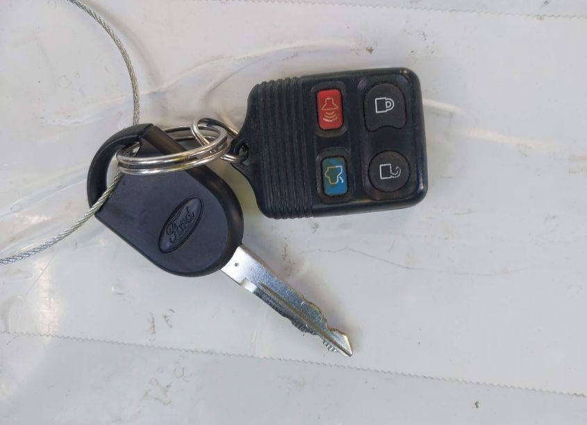 Photo 11 of 2009 Ford Focus SE (VIN 1FAHP35N99W124093)