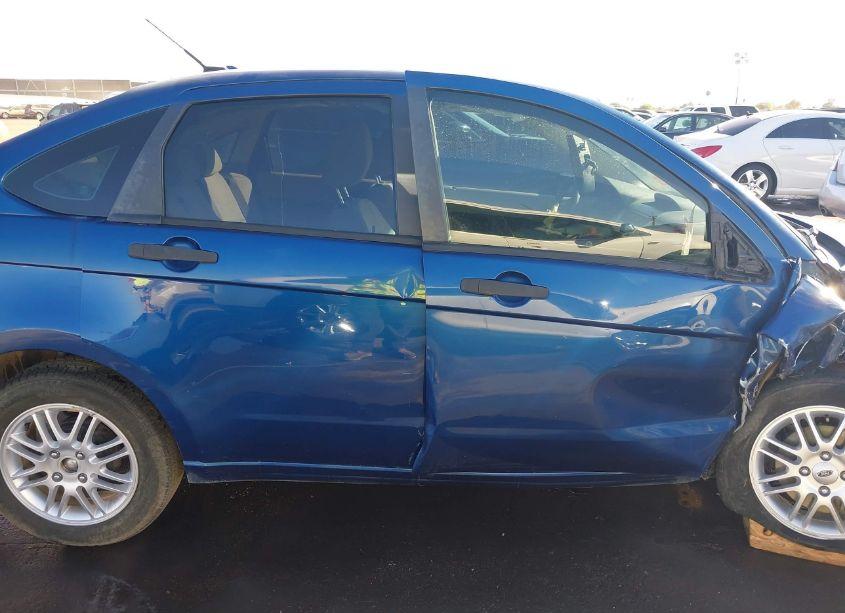 Photo 13 of 2009 Ford Focus SE (VIN 1FAHP35N99W124093)