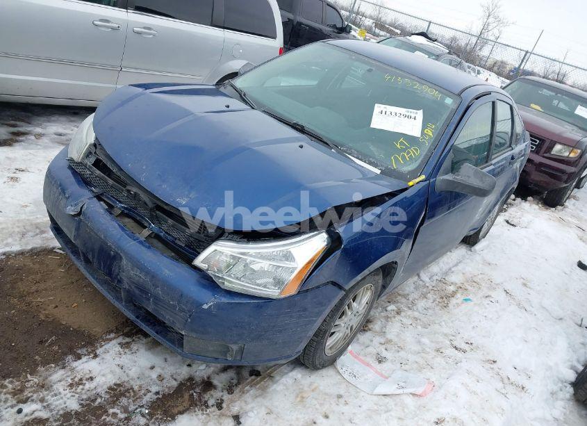 Photo 2 of 2009 Ford Focus SE (VIN 1FAHP35N99W164626)
