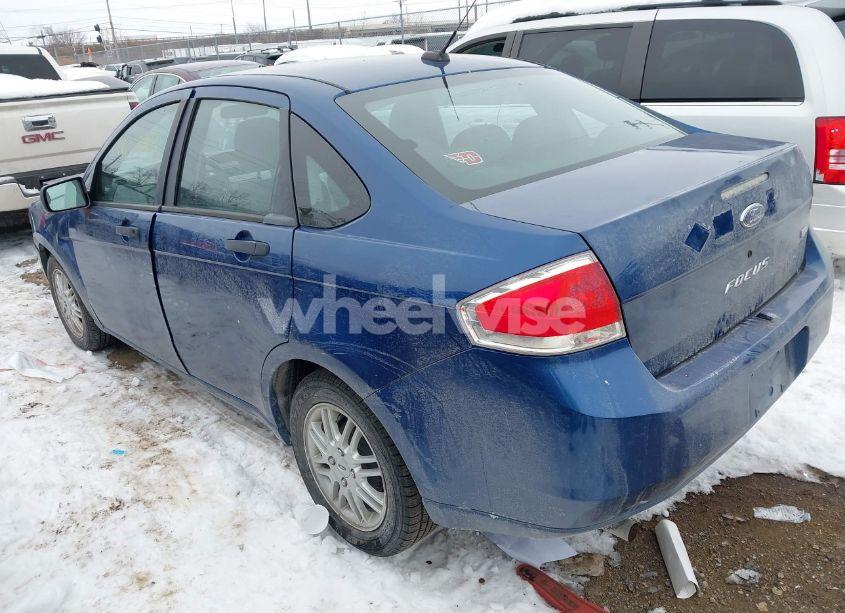 Photo 3 of 2009 Ford Focus SE (VIN 1FAHP35N99W164626)