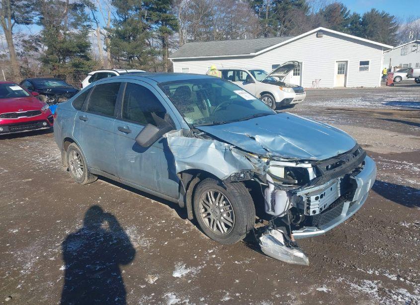 2009 Ford Focus SE (VIN 1FAHP35N99W190398) main photo