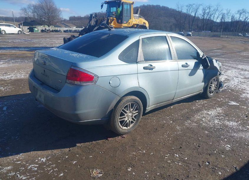 Photo 4 of 2009 Ford Focus SE (VIN 1FAHP35N99W190398)