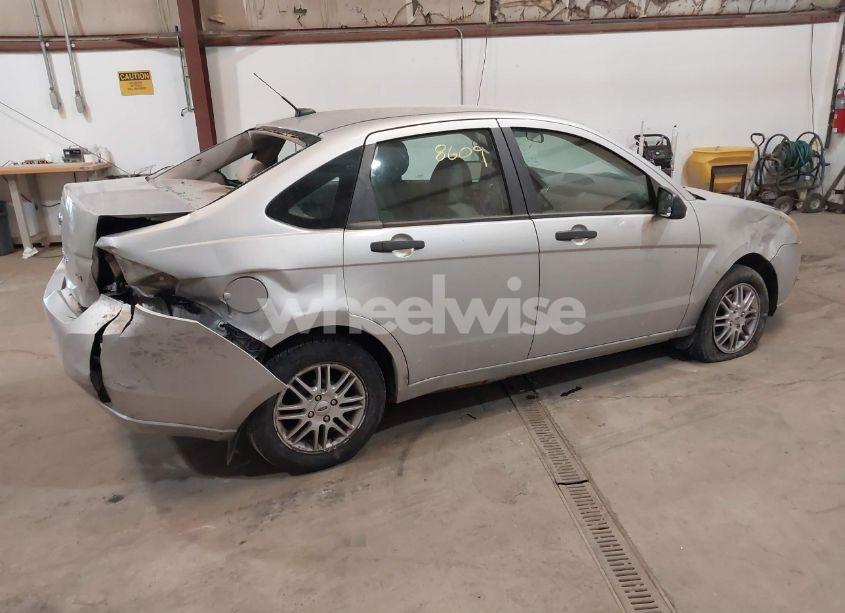 Photo 4 of 2009 Ford Focus SE (VIN 1FAHP35N99W241902)