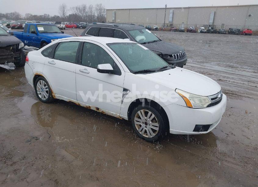 2008 Ford Focus SE/SES (VIN 1FAHP35NX8W111609) main photo