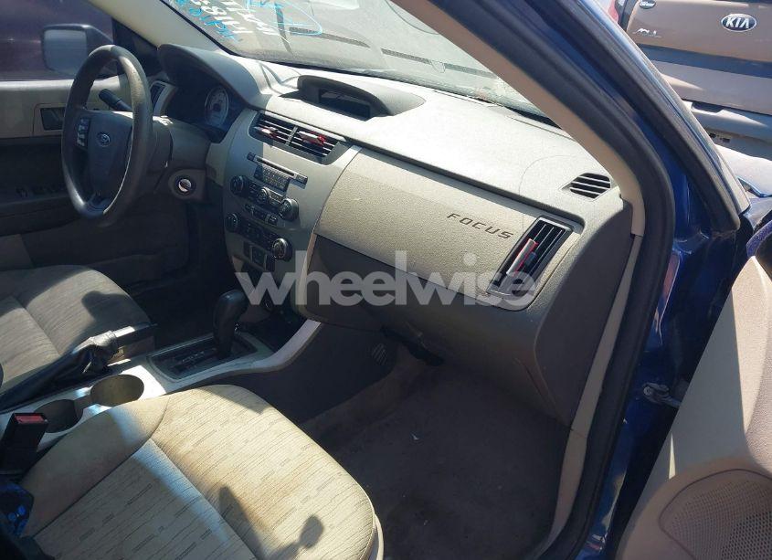 Photo 5 of 2008 Ford Focus SE/SES (VIN 1FAHP35NX8W141855)