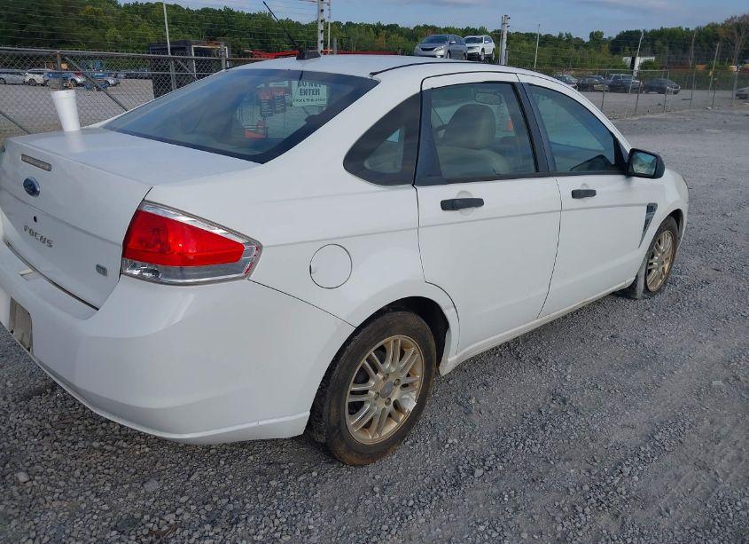 Photo 4 of 2008 Ford Focus SE/SES (VIN 1FAHP35NX8W142908)