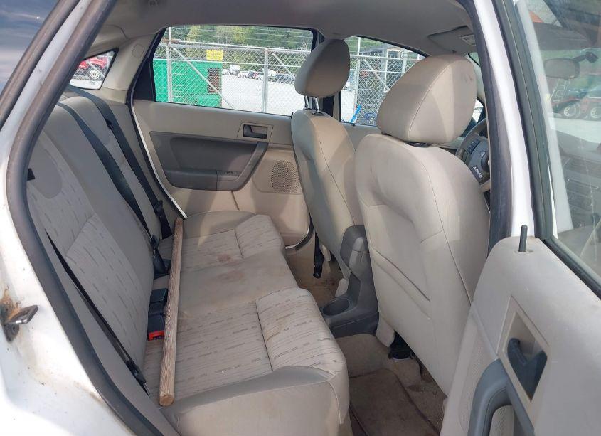 Photo 8 of 2008 Ford Focus SE/SES (VIN 1FAHP35NX8W142908)