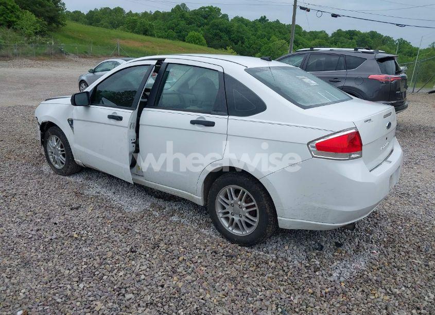 Photo 3 of 2008 Ford Focus SE/SES (VIN 1FAHP35NX8W158591)