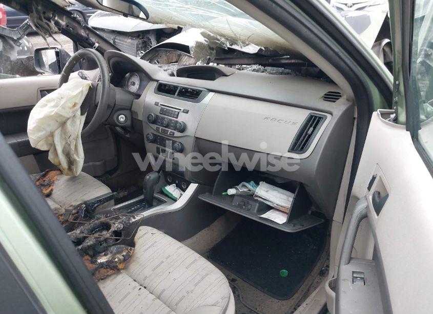 Photo 5 of 2008 Ford Focus SE/SES (VIN 1FAHP35NX8W182891)