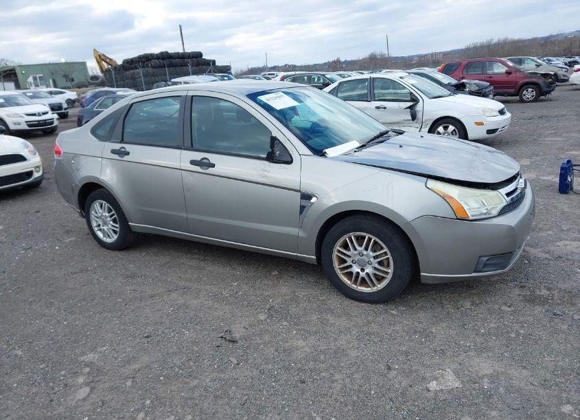 Photo 3 of 2008 Ford Focus SE/SES (VIN 1FAHP35NX8W217090)
