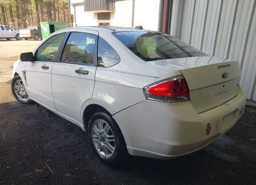 Photo 3 of 2008 Ford Focus SE/SES (VIN 1FAHP35NX8W273949)