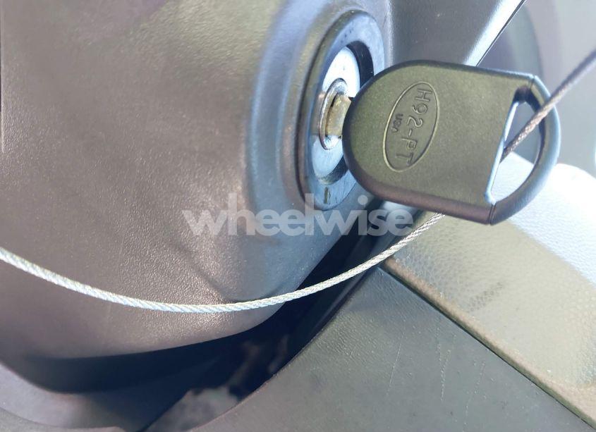 Photo 11 of 2009 Ford Focus SE (VIN 1FAHP35NX9W120800)