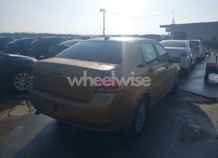 Photo 4 of 2009 Ford Focus SE (VIN 1FAHP35NX9W120800)