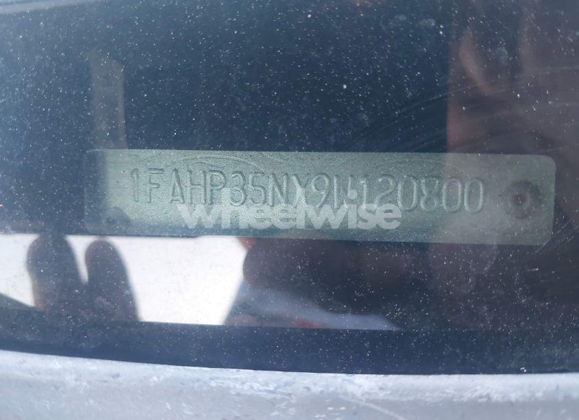 Photo 9 of 2009 Ford Focus SE (VIN 1FAHP35NX9W120800)