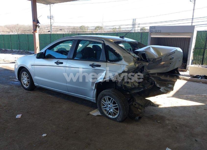 Photo 3 of 2009 Ford Focus SE (VIN 1FAHP35NX9W138763)