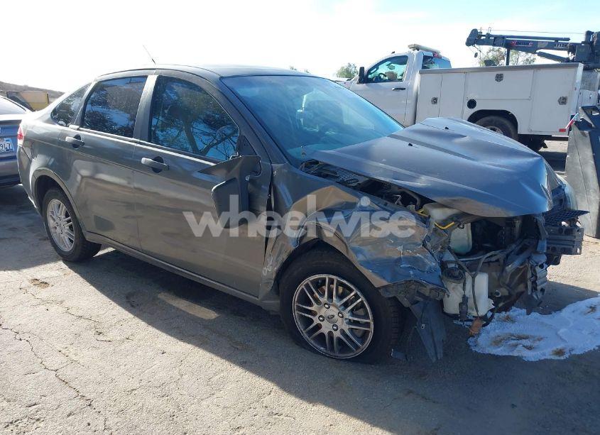 2009 Ford Focus SE (VIN 1FAHP35NX9W148886) main photo