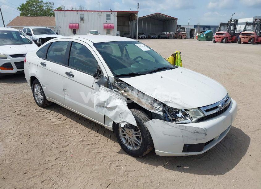 2009 Ford Focus SE (VIN 1FAHP35NX9W203482) main photo