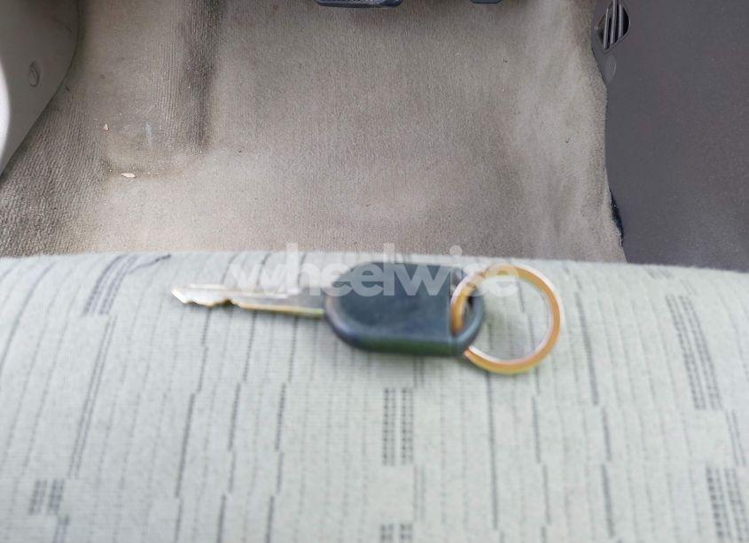 Photo 11 of 2009 Ford Focus SE (VIN 1FAHP35NX9W203482)