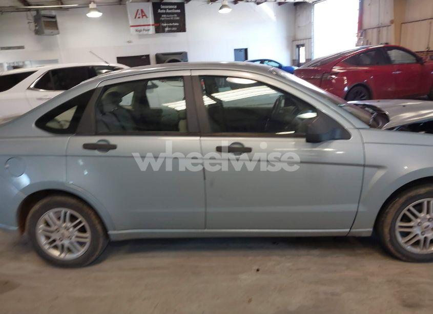 Photo 12 of 2009 Ford Focus SE (VIN 1FAHP35NX9W206608)