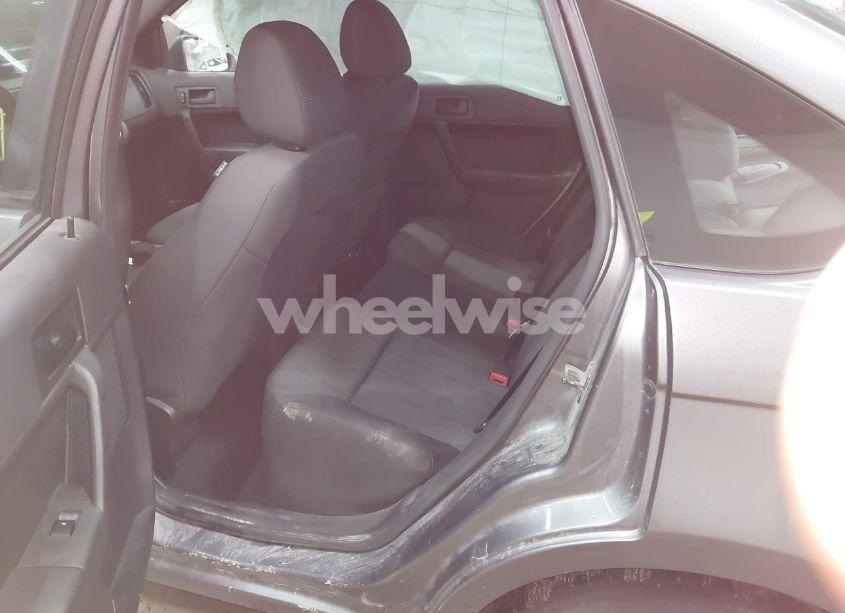 Photo 8 of 2009 Ford Focus SE (VIN 1FAHP35NX9W210268)