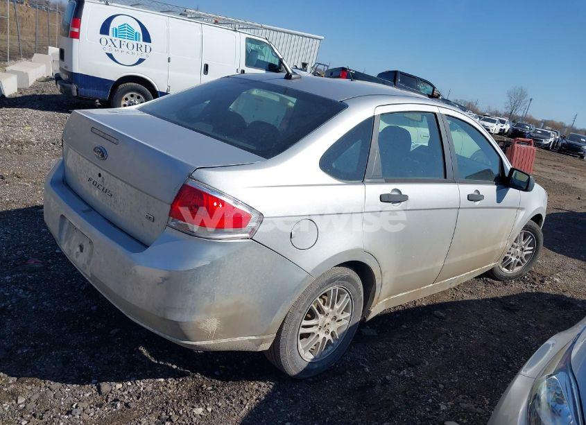 Photo 4 of 2009 Ford Focus SE (VIN 1FAHP35NX9W220606)