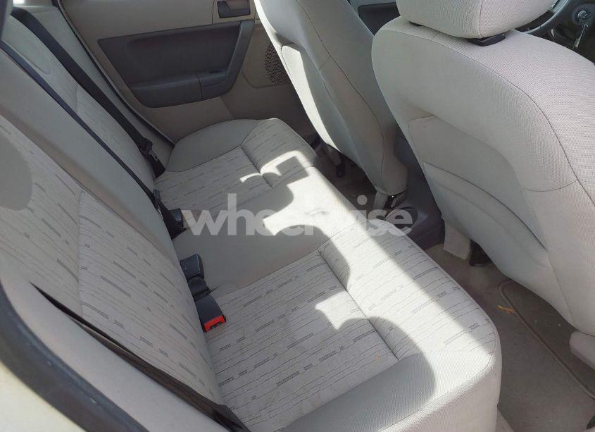 Photo 8 of 2009 Ford Focus SE (VIN 1FAHP35NX9W222968)