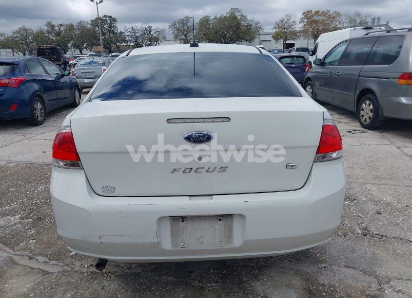 Photo 16 of 2009 Ford Focus SE (VIN 1FAHP35NX9W234148)