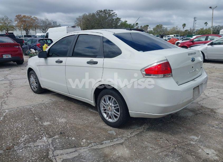Photo 3 of 2009 Ford Focus SE (VIN 1FAHP35NX9W234148)
