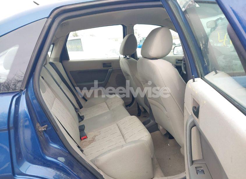 Photo 8 of 2009 Ford Focus SE (VIN 1FAHP35NX9W267344)