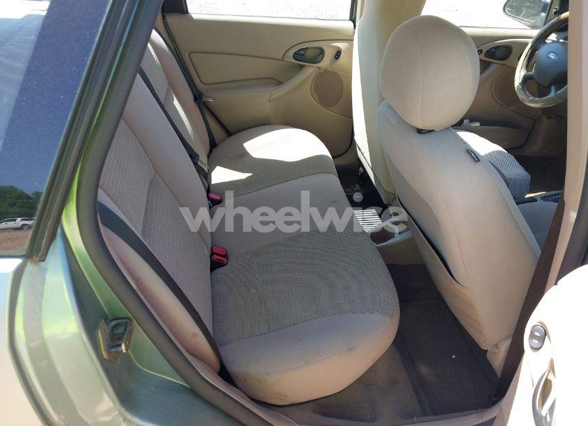 Photo 8 of 2004 Ford Focus SE (VIN 1FAHP36334W177443)