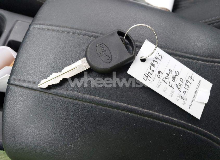 Photo 11 of 2009 Ford Focus SES (VIN 1FAHP36N09W201397)