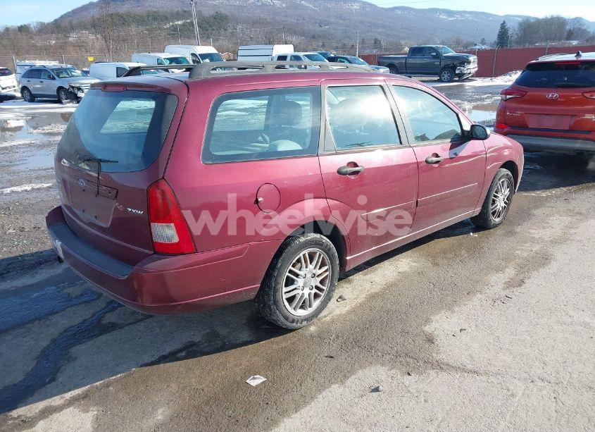 Photo 4 of 2006 Ford Focus ZXW (VIN 1FAHP36N26W157270)