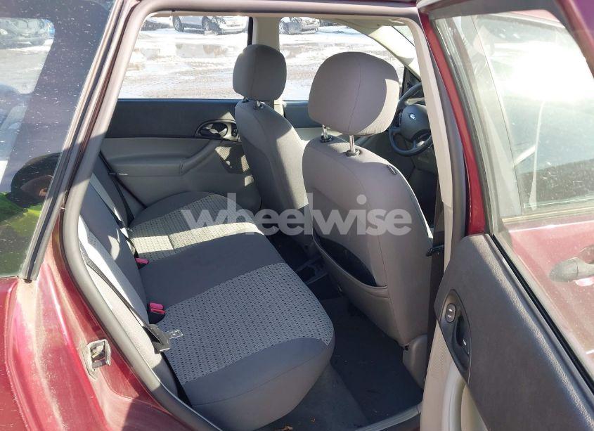 Photo 8 of 2006 Ford Focus ZXW (VIN 1FAHP36N26W157270)