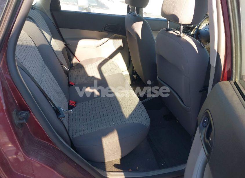 Photo 8 of 2007 Ford Focus SE/SES (VIN 1FAHP36N27W184406)