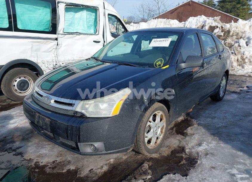Photo 2 of 2009 Ford Focus SES (VIN 1FAHP36N29W120465)