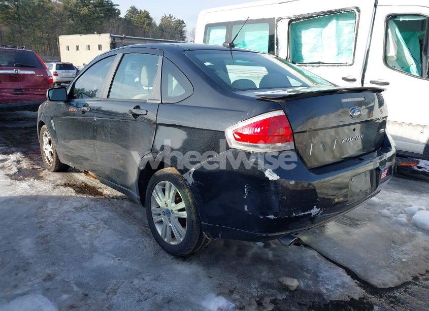 Photo 3 of 2009 Ford Focus SES (VIN 1FAHP36N29W120465)