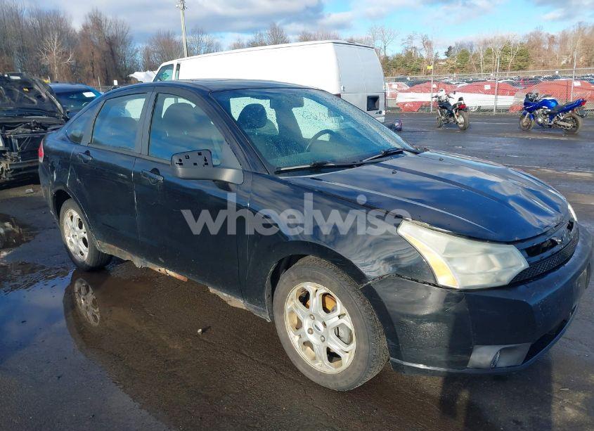 2009 Ford Focus SES (VIN 1FAHP36N29W150498) main photo