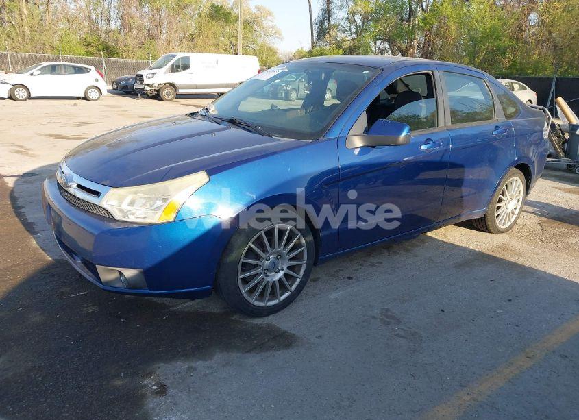 Photo 2 of 2009 Ford Focus SES (VIN 1FAHP36N39W108471)