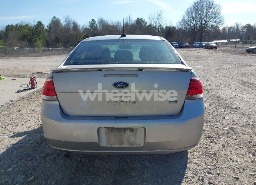 Photo 16 of 2009 Ford Focus SES (VIN 1FAHP36N39W188872)