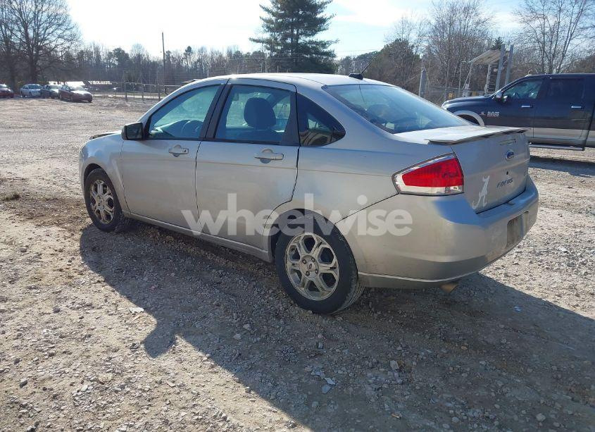 Photo 3 of 2009 Ford Focus SES (VIN 1FAHP36N39W188872)
