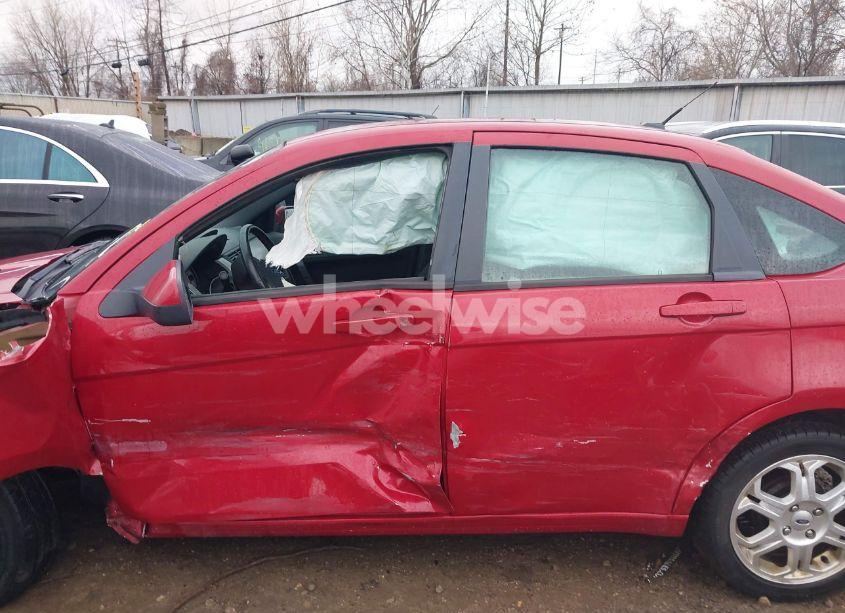 Photo 14 of 2009 Ford Focus SES (VIN 1FAHP36N39W253882)