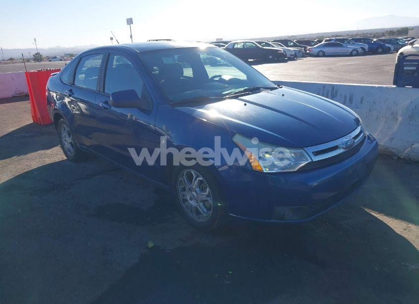 2009 Ford Focus SES (VIN 1FAHP36N49W196074) main photo