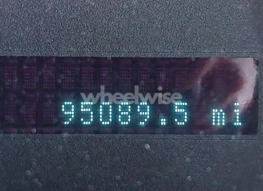 Photo 7 of 2009 Ford Focus SES (VIN 1FAHP36N49W207901)