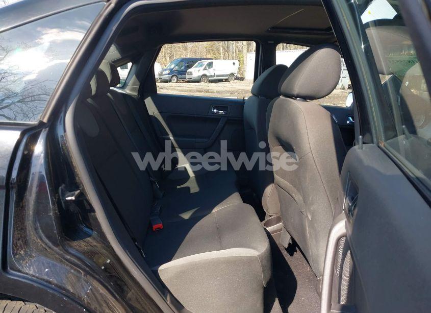 Photo 8 of 2009 Ford Focus SES (VIN 1FAHP36N49W207901)