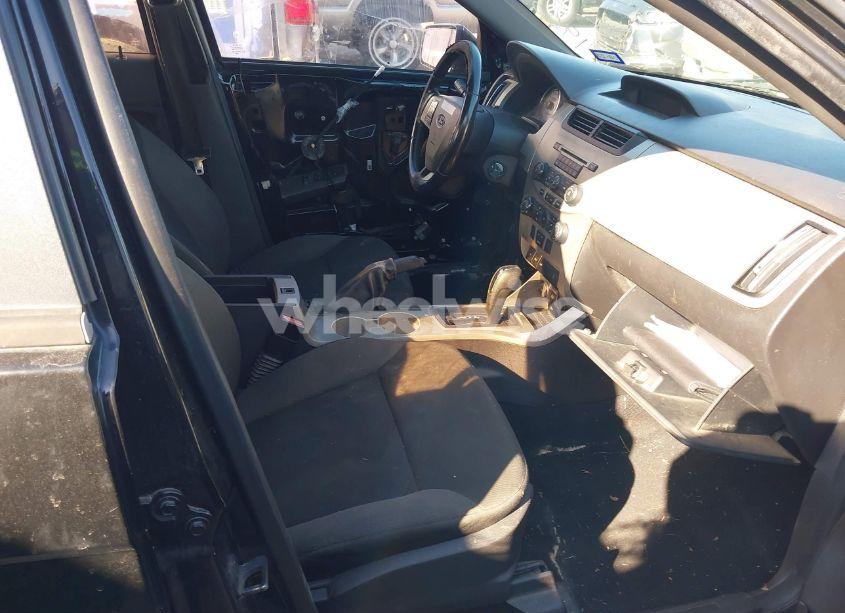 Photo 5 of 2009 Ford Focus SES (VIN 1FAHP36N59W190090)